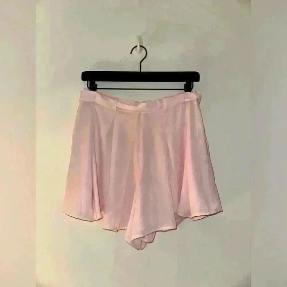 Sunday Best, Flowy Shorts with Belt attached, Size 10 in Baby Pink, Never Worn - Picture 2 of 3